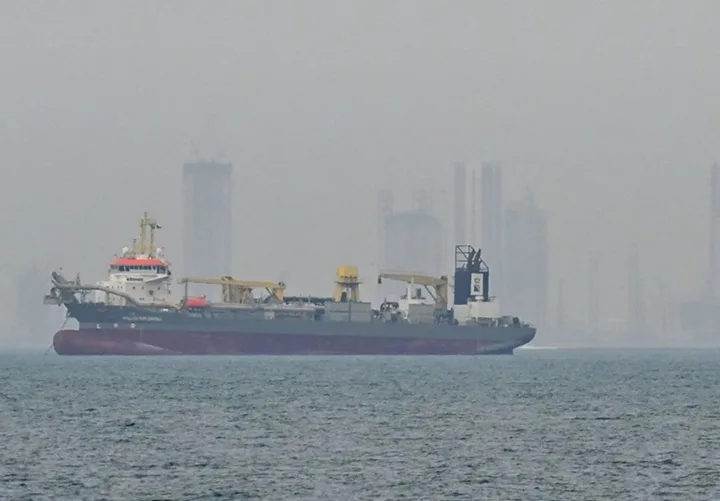 Novos oleodutos para fugir do Estreito de Ormuz