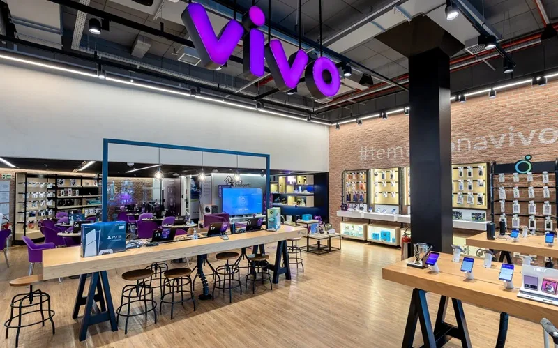 Operadora de telefonia passou a vender celular no crediário