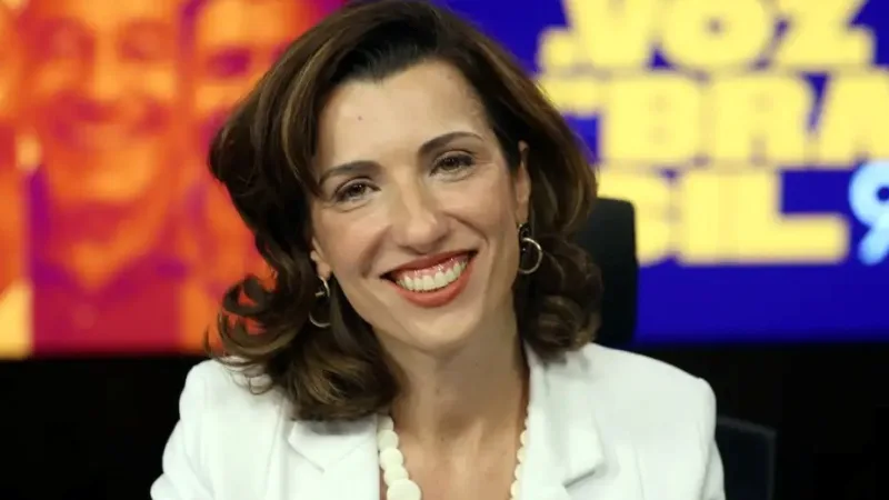 Fernanda Maquiaveli, ministra de Desenvolvimento Agrário, durante entrevista para o tradicional programa Voz do Brasil/Valter Campanato/Agência Brasil