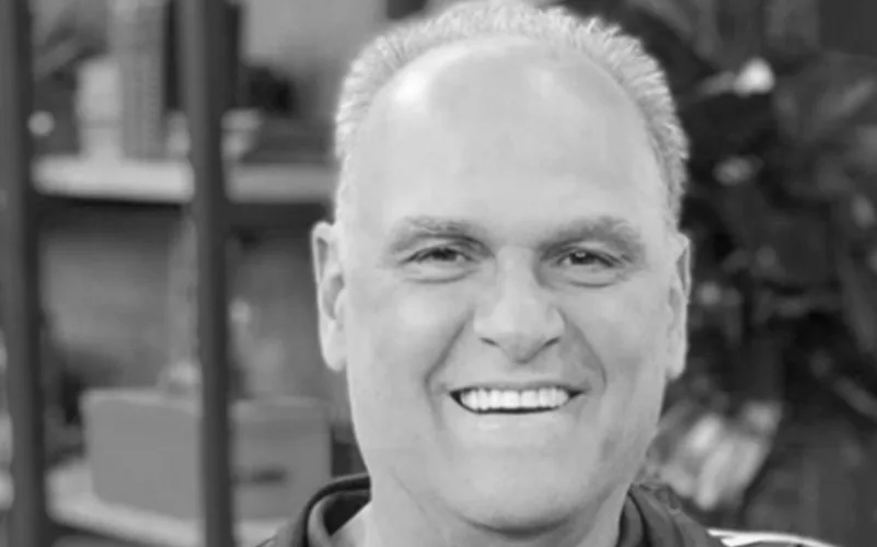 Filho de Oscar deixa mensagem: “O mundo perde um ídolo”