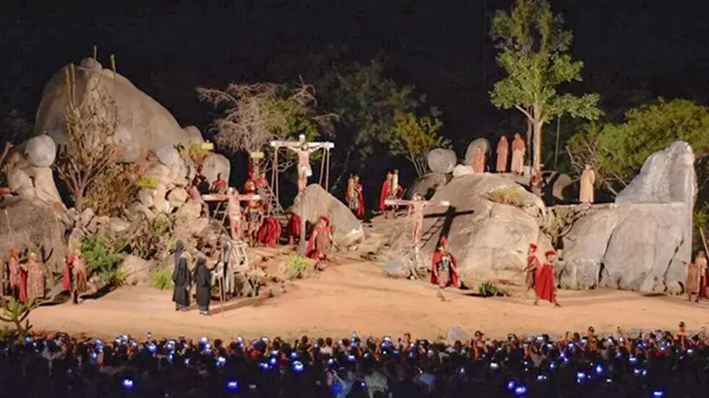 Paixão de Cristo de Nova Jerusalém segue até domingo