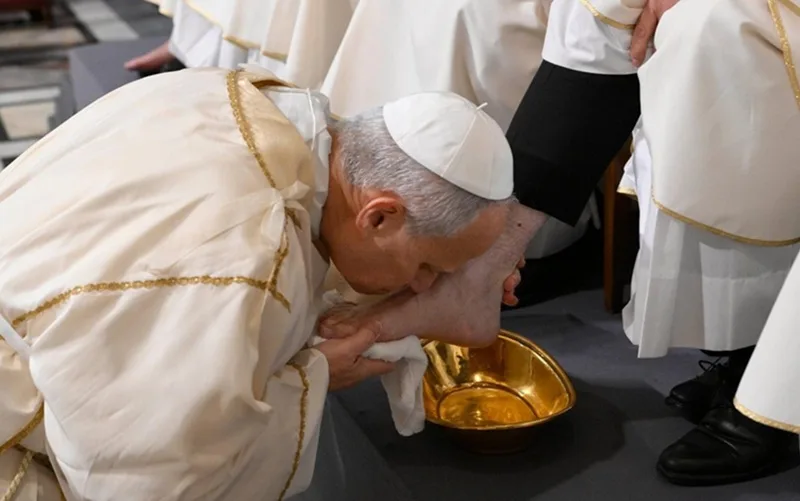 Papa Leão deu início ao Tríduo Pascal com o Lava-pés