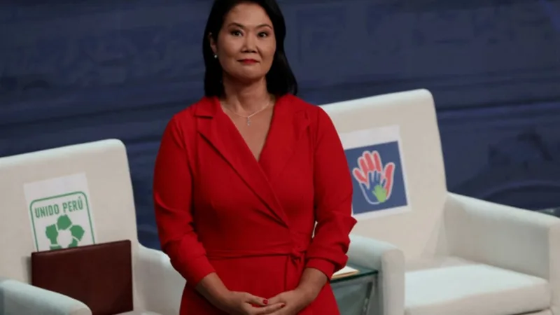 Keiko Fujimori lidera o segundo turno das eleições no Peru