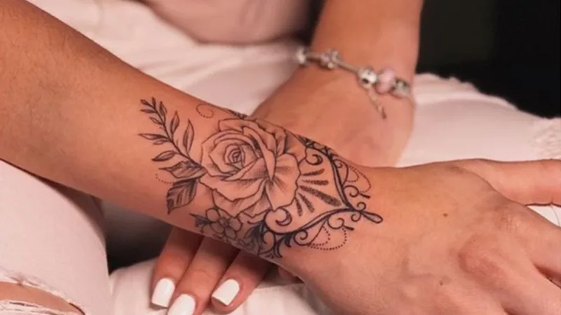 Projeto proíbe uso de imagens de menores em tatuagens