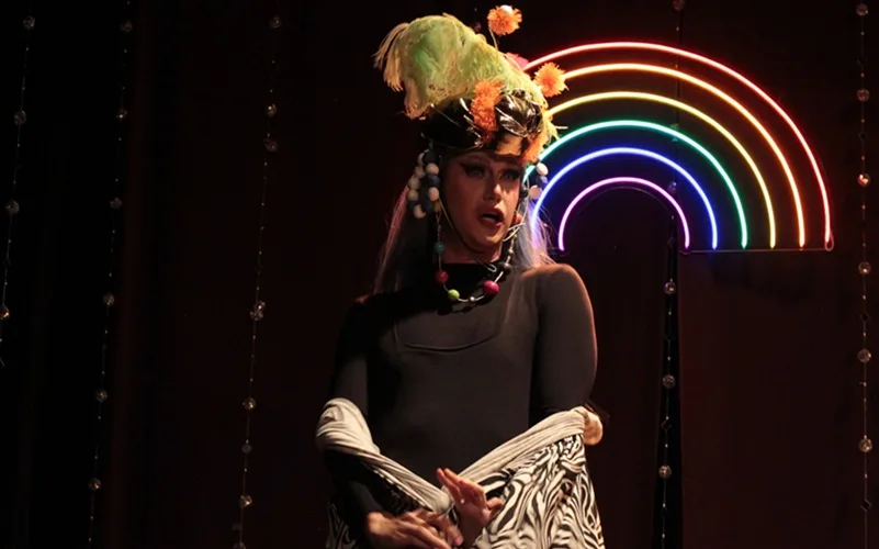 Peça mergulha na memória da boate New Aquarius