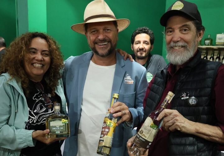 Cachaça de alambique tem selo nacional