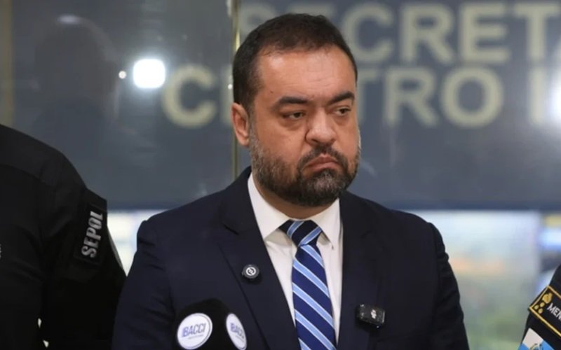 PF indícios pessoas entre Vorcario e Cláudio Castro