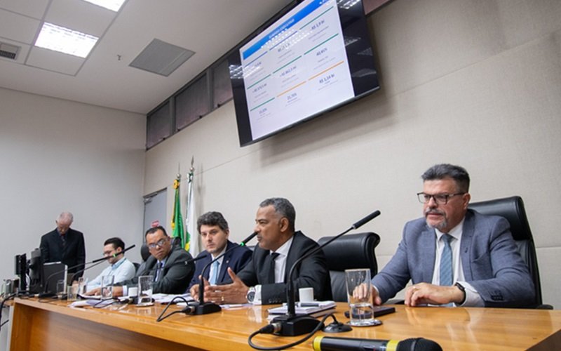 Governo diz na CLDF que deficit é de R$ 1,9 bilhão