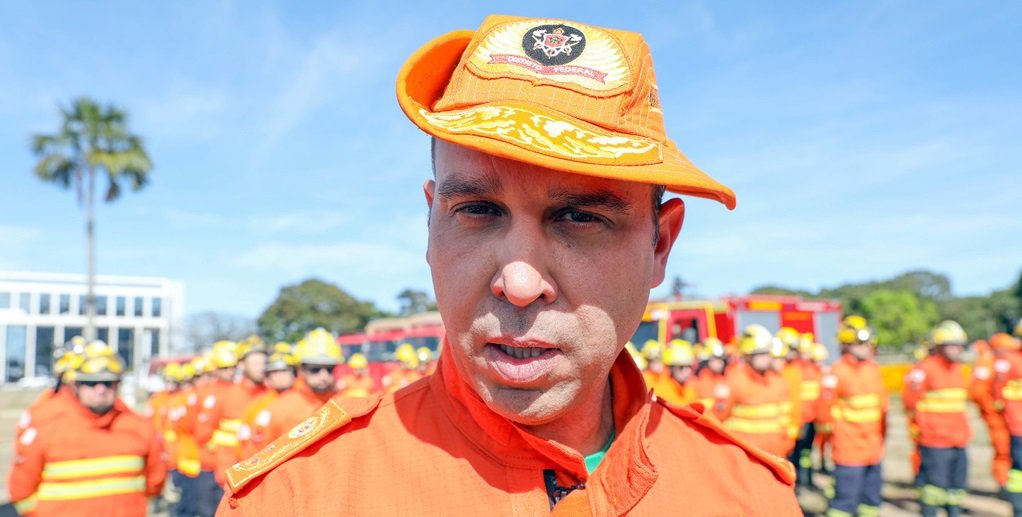 Moisés Alves Barcelos, comandante-geral do Corpo de Bombeiros do DF, na Operação Verde Vivo para combater incêndios florestais/Lúcio Bernardo Jr./Agência Brasília