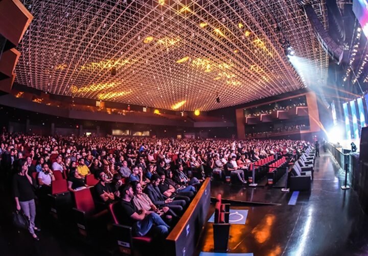 Evento de tecnoilogia reúne estudantes e empreendedores