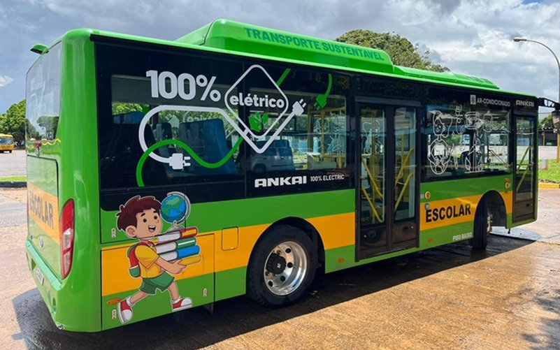 Começou o teste com ônibus elétrico escolar