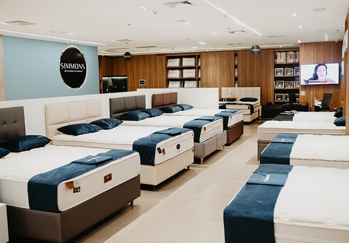Empresa de colchões inaugura novo showroom conceito