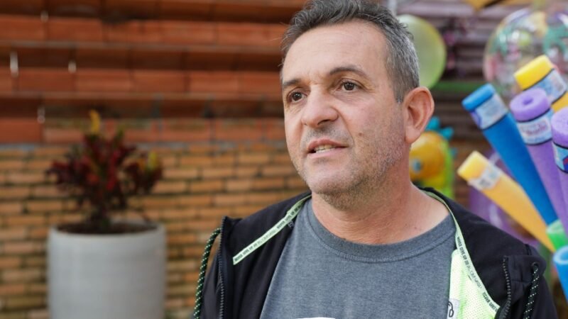 José Henrique Marques é comerciante no Jardim Botânico e disse que o viaduto ajudou o trânsito na região/Matheus Borges/Agência Brasília