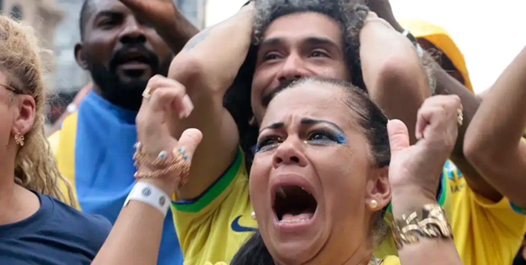 Copa doi Mundo 2026 torcedora brasileira Misto Brasil