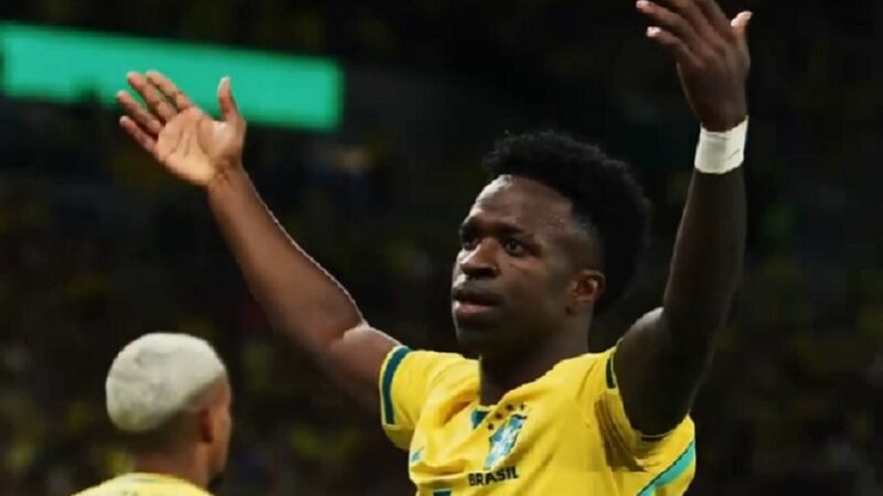 Seleção Brasileira joga bem e vence a Escócia por 3 a 0