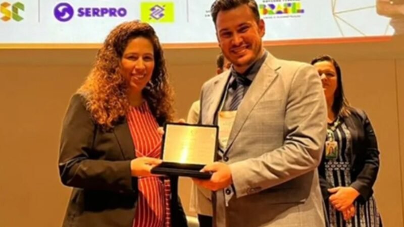 Gestão de Capitólio lidera ranking de governança e recebe prêmio
