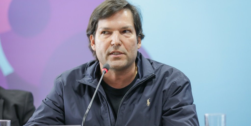 Robério Negreiros, deputado distrital, em reunião com representantes da Vila Planalto, Noroeste, Telebrasília e asas Sul e Norte/Tony Oliveira/Agência Brasília