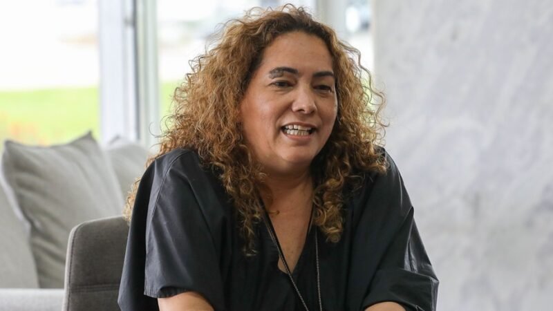Edilane Oliveira durante audiência no Palácio do Buriti para falar sobre o Maior São João do Cerrado/Paulo H. Carvalho/Agência Brasília