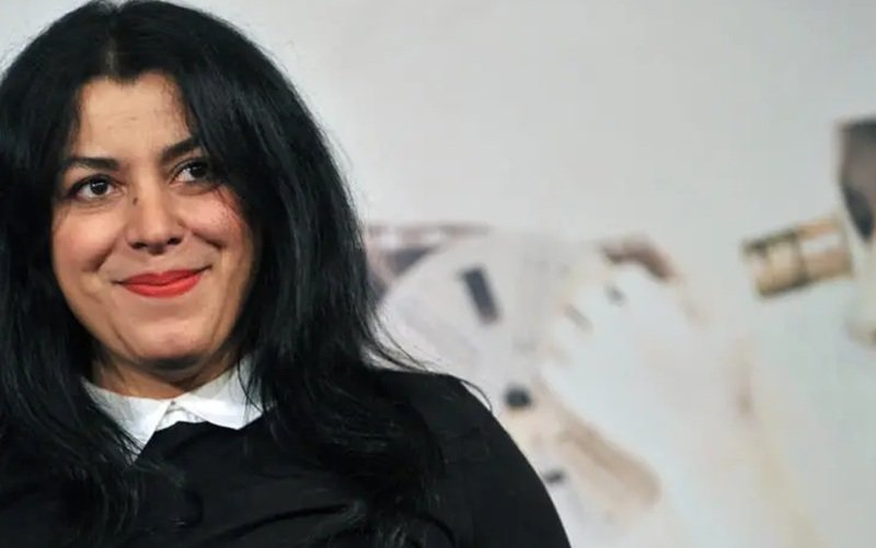 Autora de “Persépolis” morreu aos 56 anos em Paris