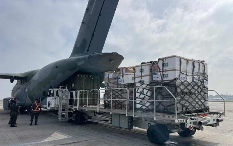 Brasil prepara terceiro voo com medicamentos para a Venezuela