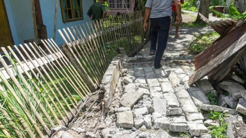 Terremoto provocou um tsunami nas Filipinas