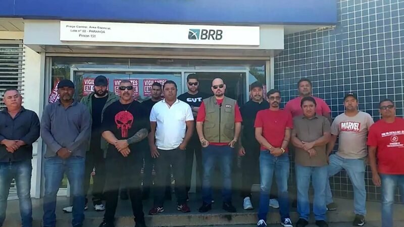 Greve de vigilantes afeta agências e bancários formalizam pautas
