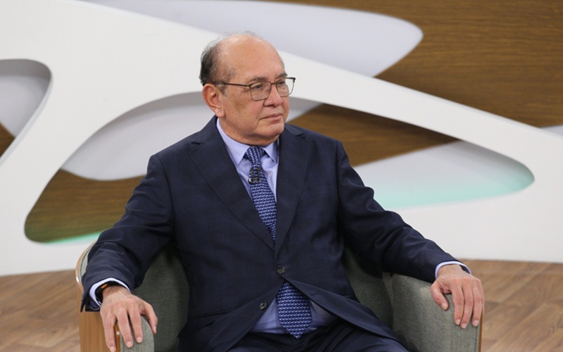 Gilmar Mendes critica em entrevista excessos do Judiciário