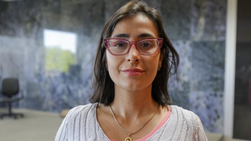 Sandra Holanda é a secretária de Transporte e Mobilidade e prometeu ampliar as linhas de ônibus na região da DF-180/Tony Oliveira/Agência Brasília