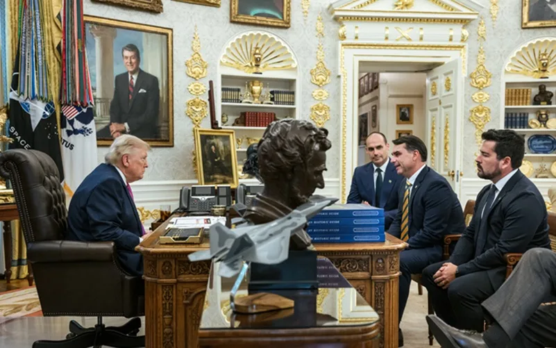 Donald Trump e Flávio Bolsonaro encontro Casa Branca Misto Brasil