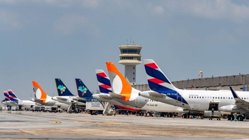BNDES libera R$ 8 bilhões para socorro das aéreas