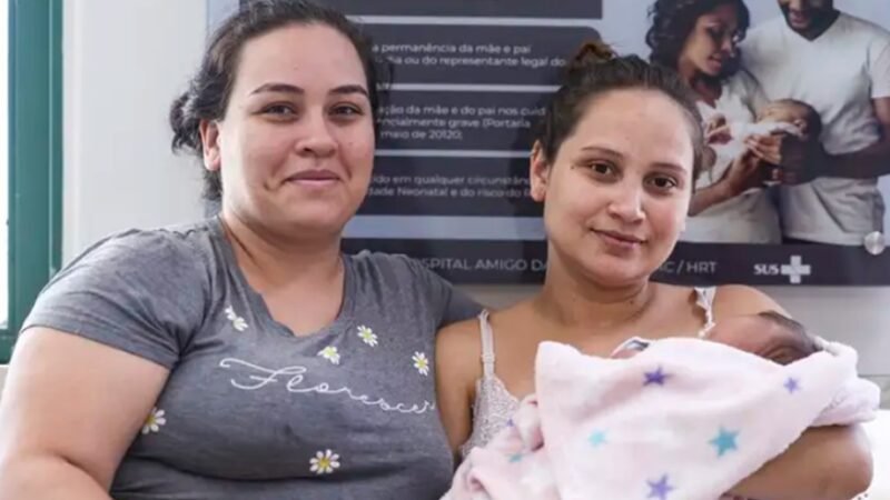 Marielly Duarte e Lorrany Duarte no banco de leite humano do Hospital Regional de Taguatinga/Marcelo Camargo/Agência Brasil