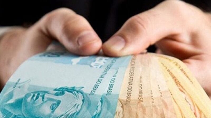 Busca por empréstimo de R$ 100 bate recorde histórico em 2026