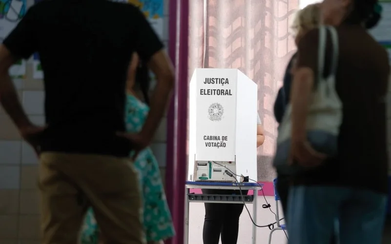 Antes do voto, vem a cidadania