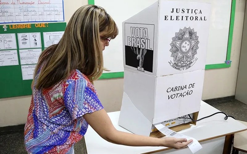 Leila é exceção entre ex-atletas que venceram na política no DF