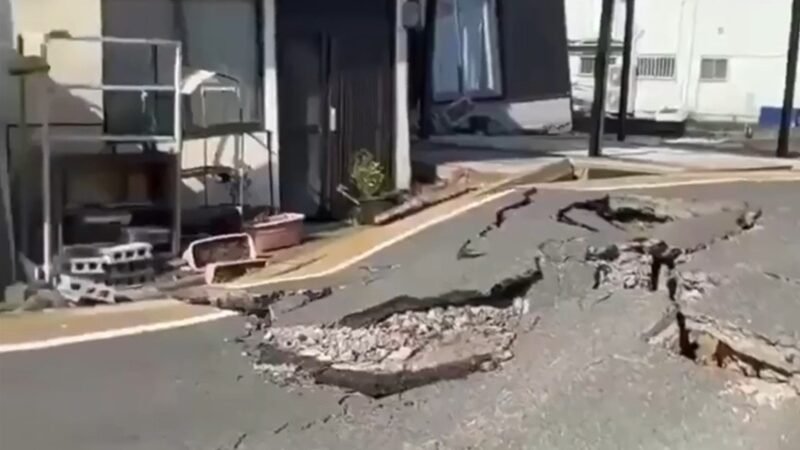 Terremoto provocou ferimentos em pelo menos 50 pessoas