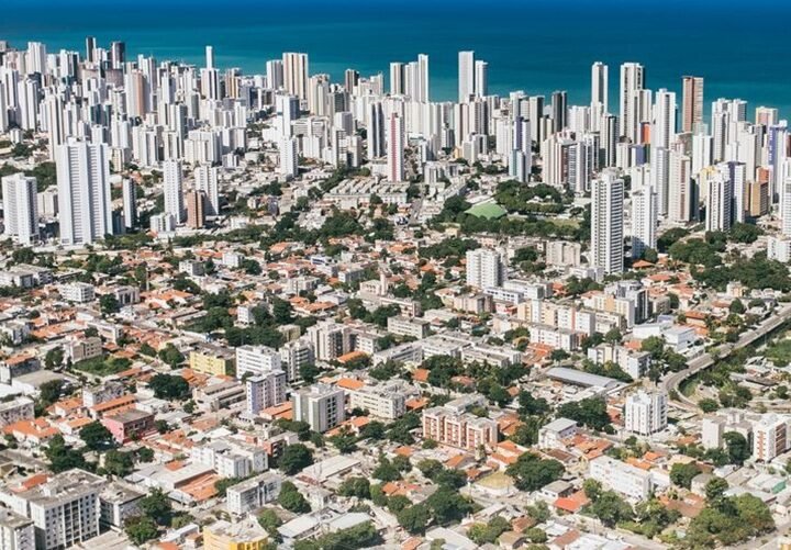 Comércio de Pernambuco lidera crescimento com alta de 11%