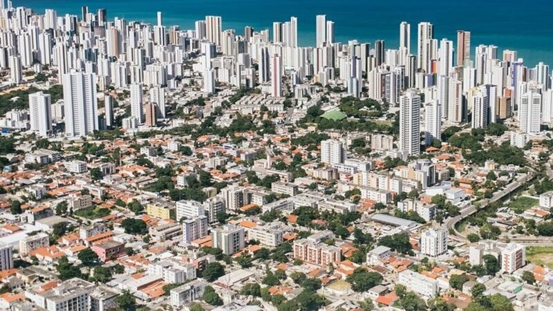 Comércio de Pernambuco lidera crescimento com alta de 11%