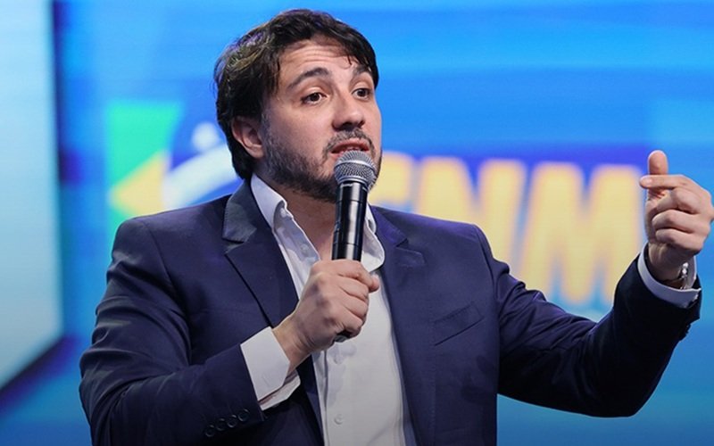 Quem é Renan Santos, pré-candidato à Presidência em 2026?