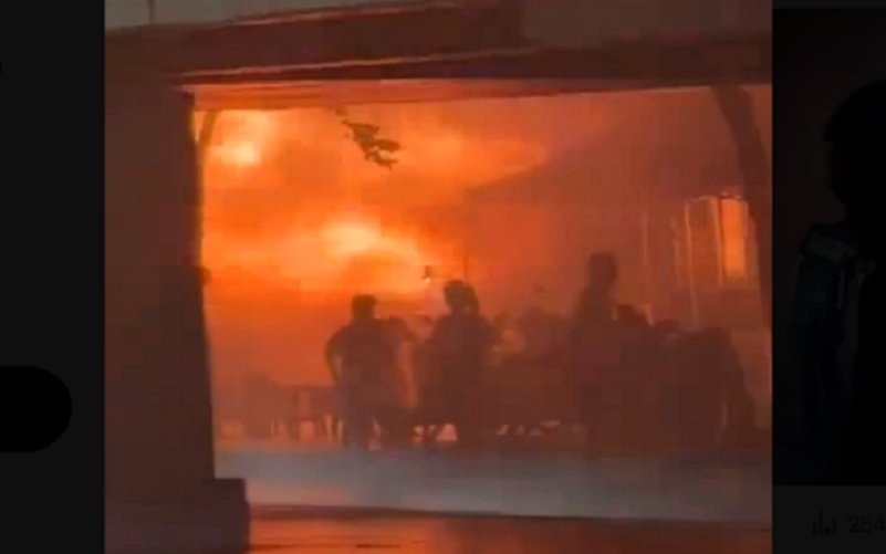 Incêndio em bar provoca a morte de 27 pessoas na Tailândia