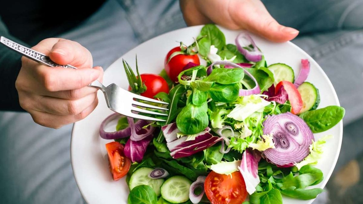 Alimentação prato de verdura comida Misto Brasil