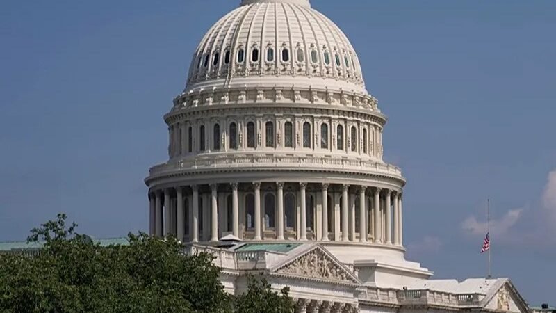 Senado dos EUA aprovocou pacote de sanções contra a Rússia