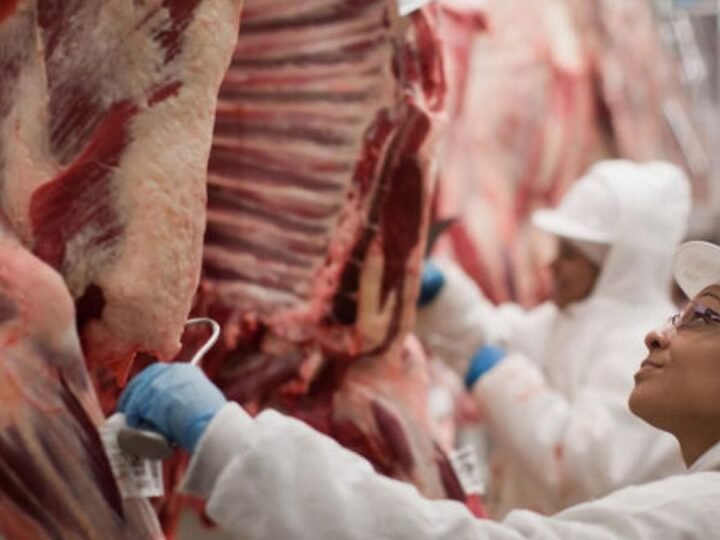 Noruega avisou que vai suspender compra de carne
