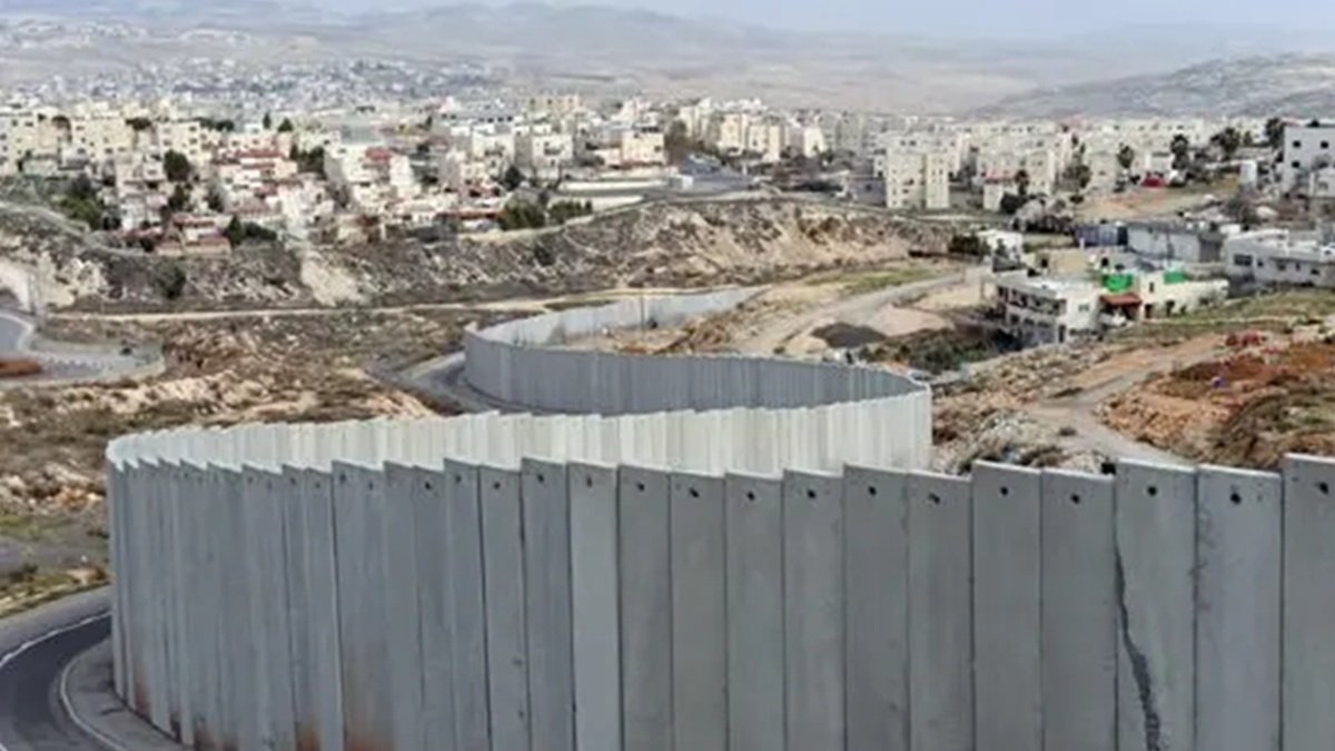 Cisjordânia muro árabes israelenses Misto Brasil
