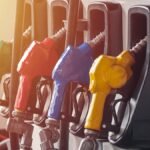 Preço da gasolina e do etanol cai pelo 3º mês seguido