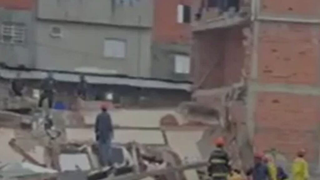 Prédio residencial desaba em São Bernardo e deixa 4 feridos
