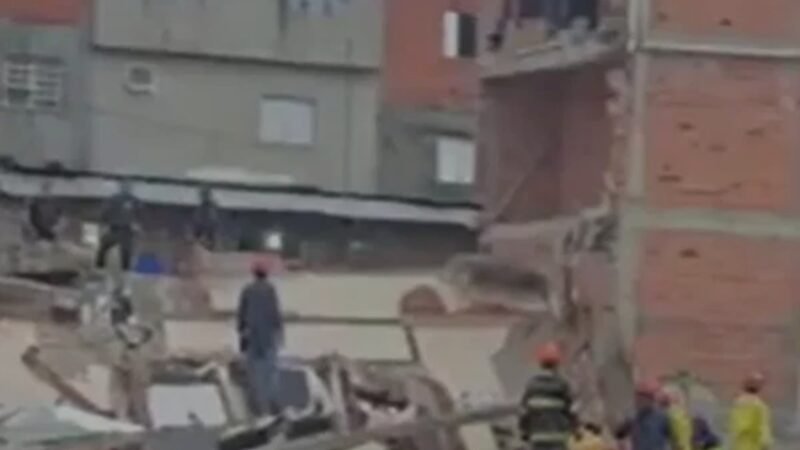 Prédio residencial desaba em São Bernardo e deixa 4 feridos