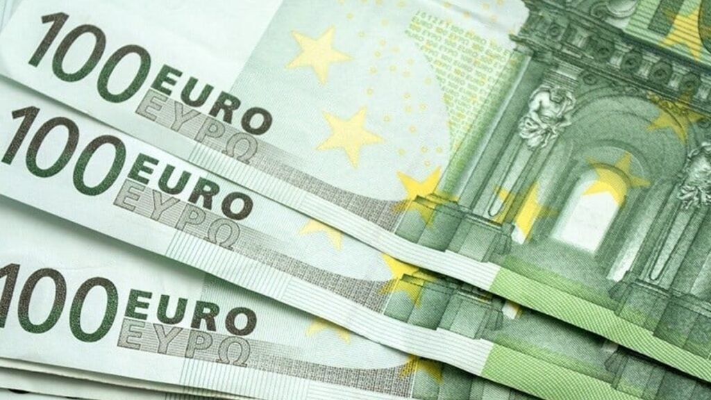 Europeus estão guardando mais dinheiro vivo em casa