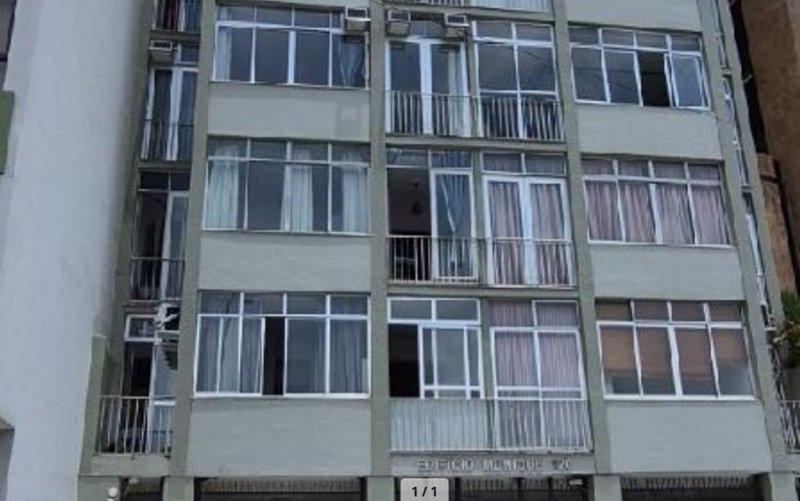 Caixa coloca apartamento de Eduardo Bolsonaro em leilão