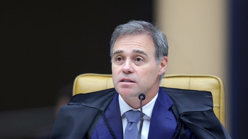 STF manda PF investigar vazamentos de dados do caso Lulinha