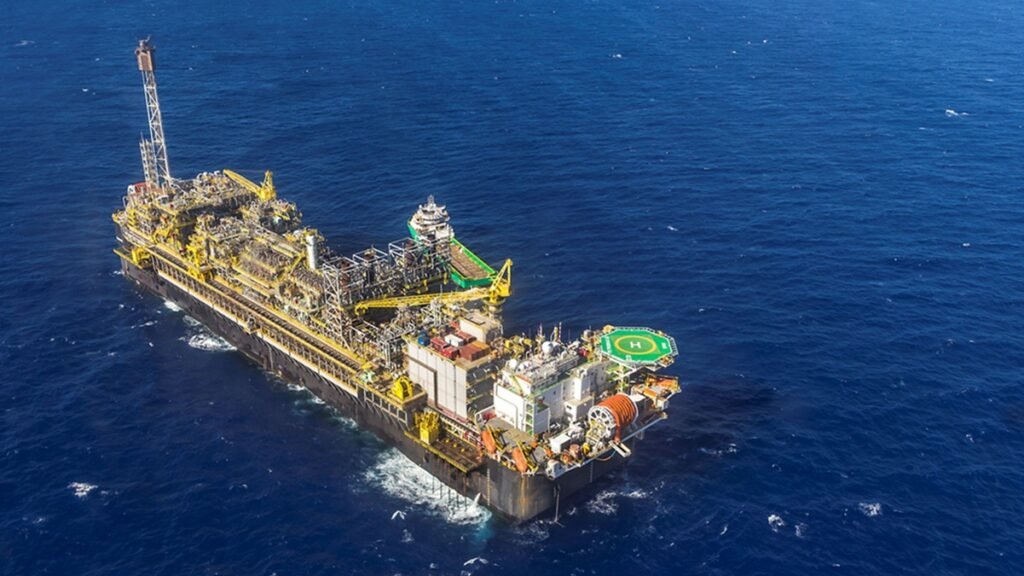 Petrobras confirma descoberta de petróleo na Foz do Amazonas
